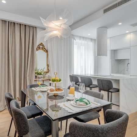 Top Location! Spacious Lux Apartment -5 Min From Beach & Centre Split Kültér fotó