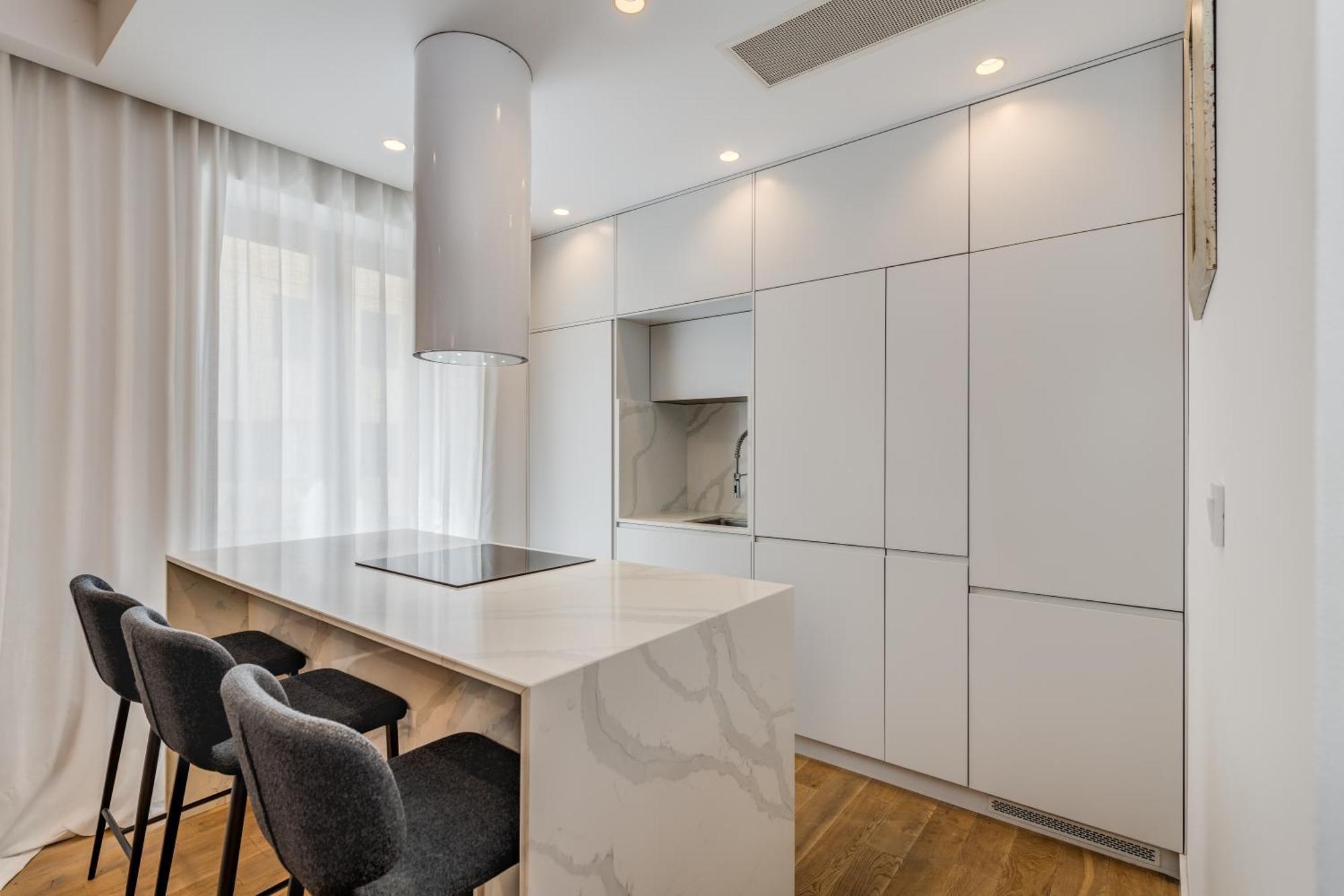 Top Location! Spacious Lux Apartment -5 Min From Beach & Centre Split Kültér fotó