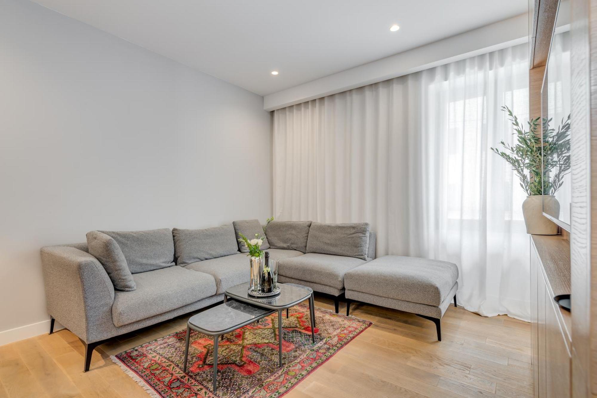 Top Location! Spacious Lux Apartment -5 Min From Beach & Centre Split Kültér fotó
